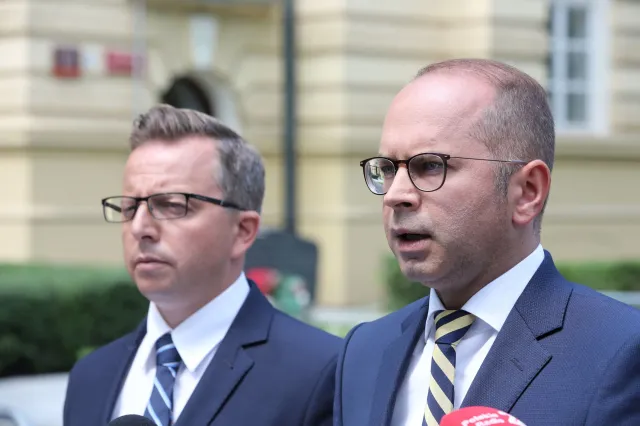 Joński i Szczerba: Państwo polskie legitymizuje neofaszym, nacjonalizm