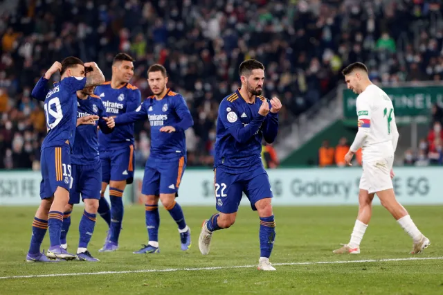 Real gra dalej w Pucharze Hiszpanii. "Królewscy" wrócili z dalekiej podróży