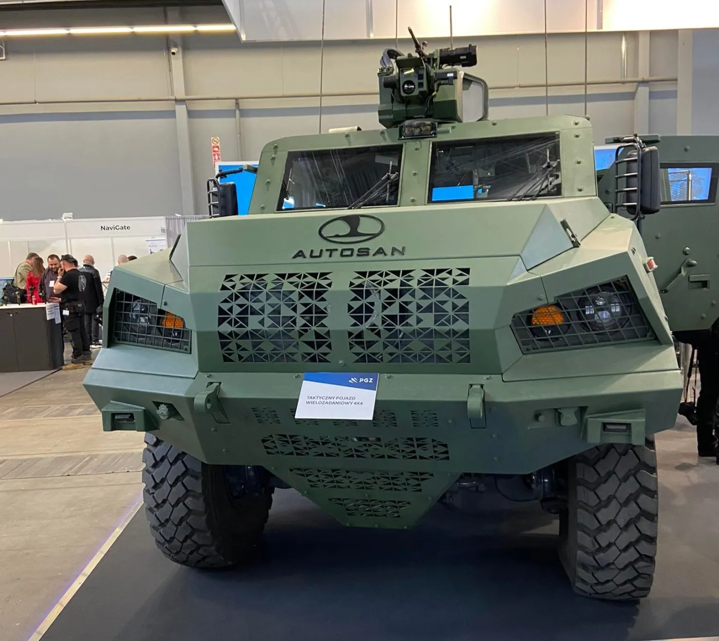 autosan-4x4-czyli-taktyczny-pojazd-wielozadaniowy-z-huty-stalowa-wola-37443169.jpg