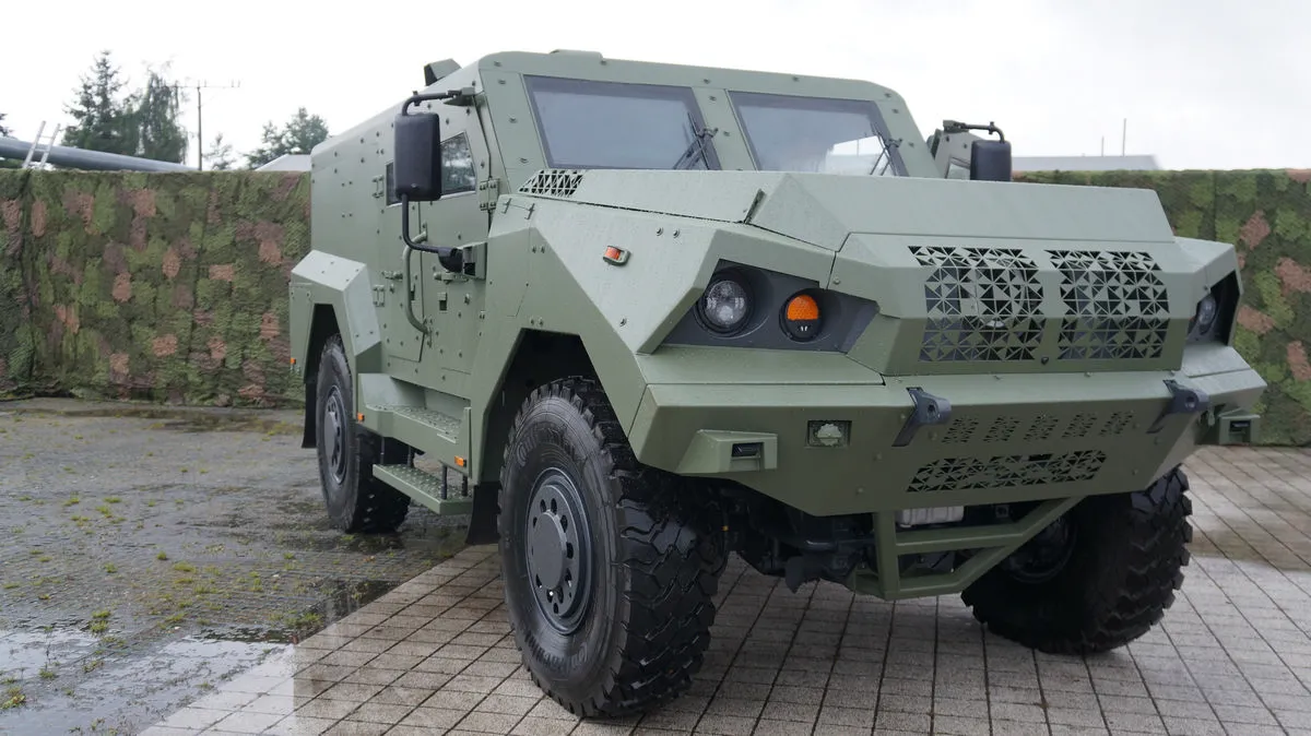 autosan-4x4-czyli-taktyczny-pojazd-wielozadaniowy-z-huty-stalowa-wola-37516871.jpg
