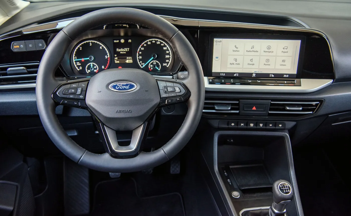 ford-grand-tourneo-connect-active-z-silnikiem-diesla-20-ecoblue122-km-37524399.jpg