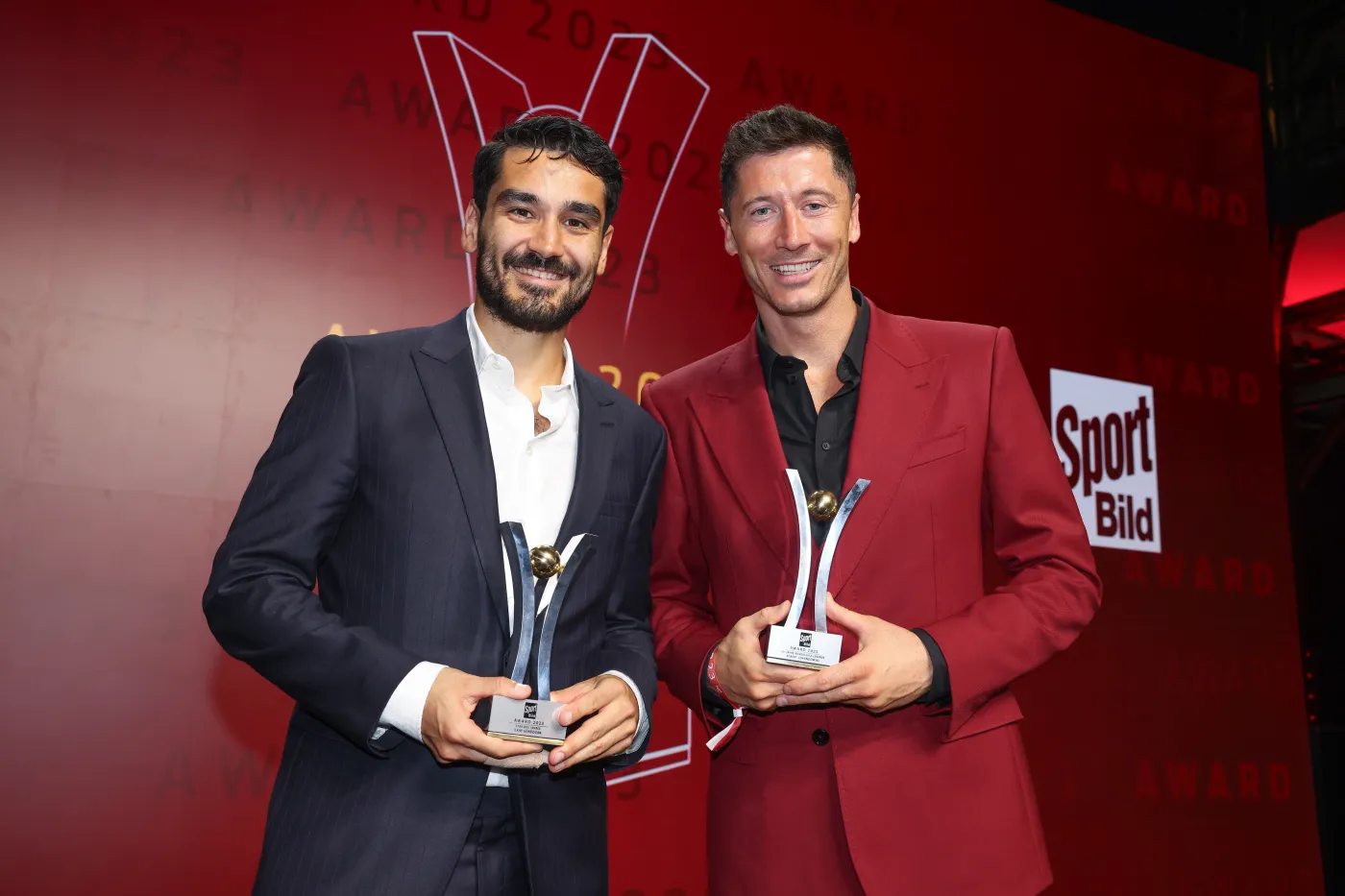 robert-lewandowski-legenda-bundesligi-polak-wyrozniony-przez-niemcow-37897161.jpg