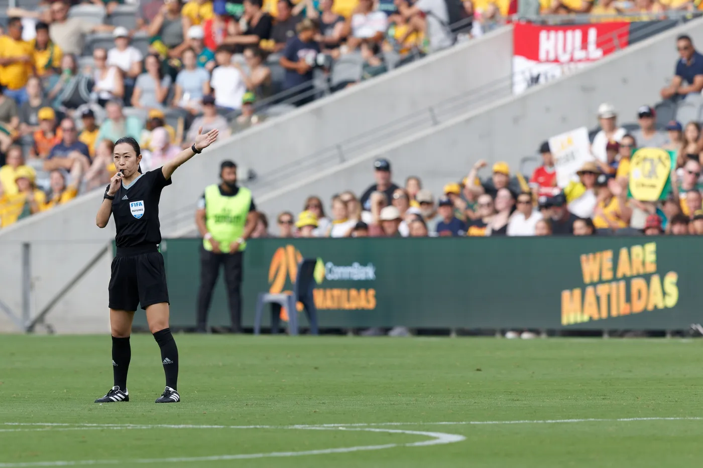 Yoshimi Yamashita jako pierwsza kobieta poprowadzi mecz Pucharu Azji