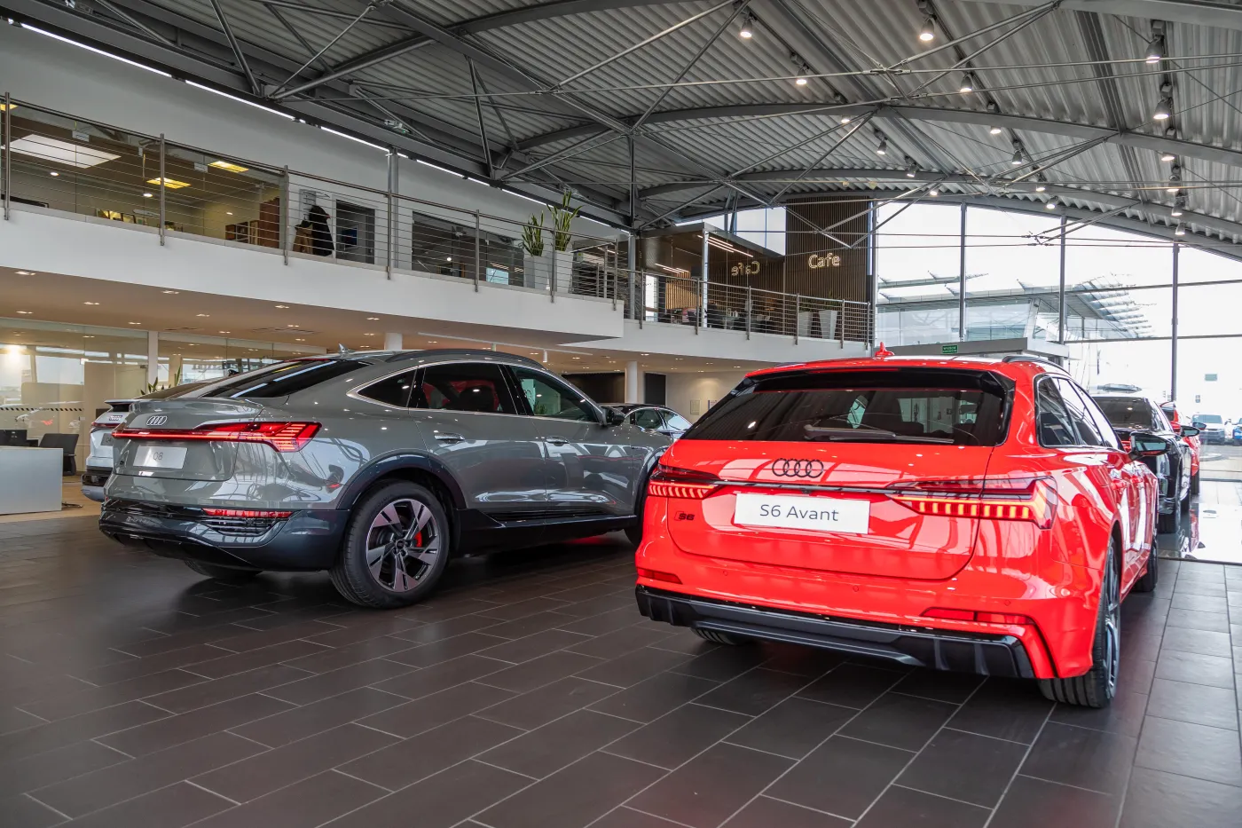 pierwszy-diler-z-certyfikatem-zrownowazonego-rozwoju-grupy-volkswagen-38093527.jpg