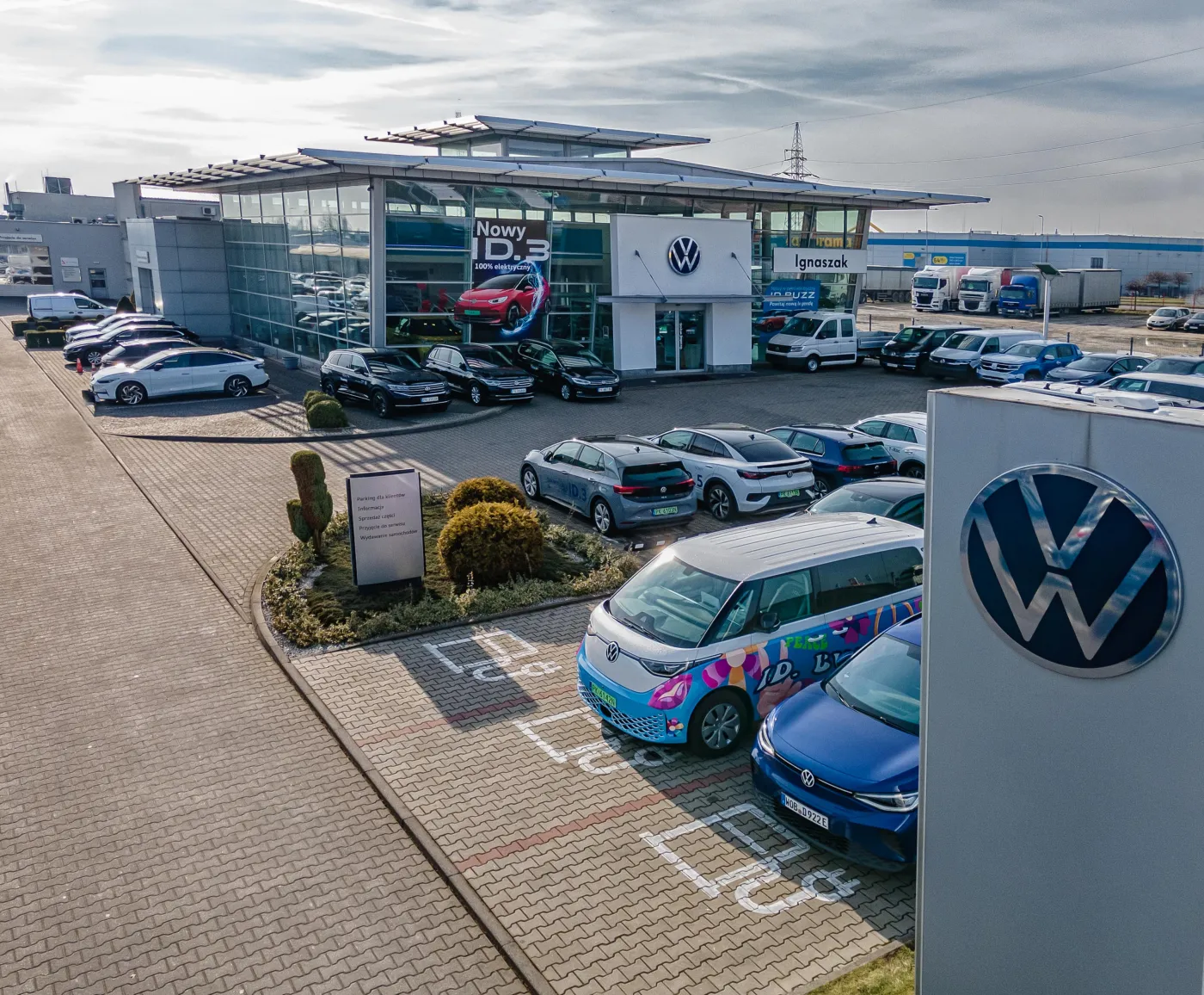 pierwszy-diler-z-certyfikatem-zrownowazonego-rozwoju-grupy-volkswagen-38093535.jpg