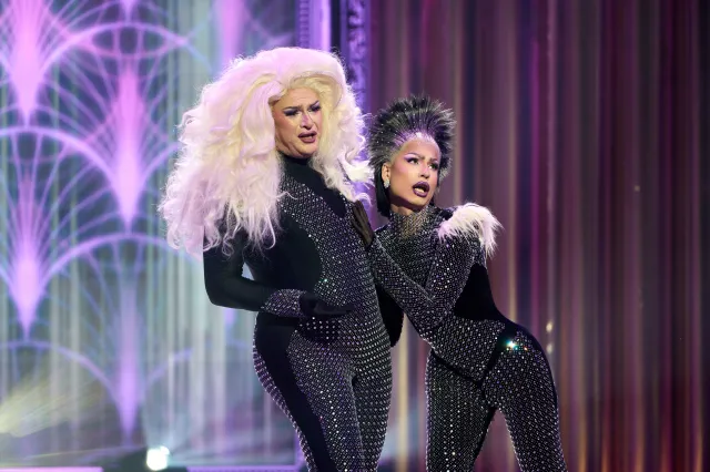 "Czas na Show. Drag Me Out". Nie uwierzycie, do czego posunął się Karolak [FOTO]