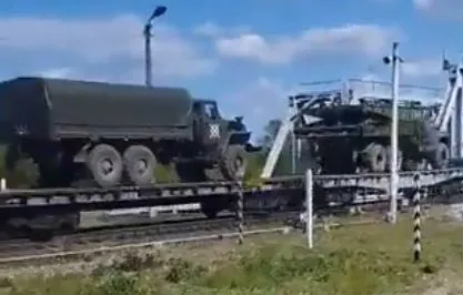 Znaczne rosyjskie siły zmierzają w stronę Kijowa. Putin wrócił do starej koncepcji?