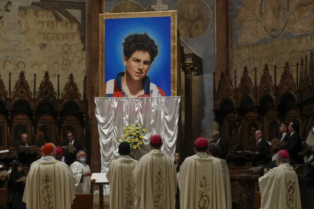 Pierwszy milenials zostanie świętym. Carlo Acutis był "bożym influencerem"