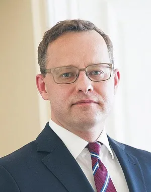 Romanowski przerywa milczenie. 