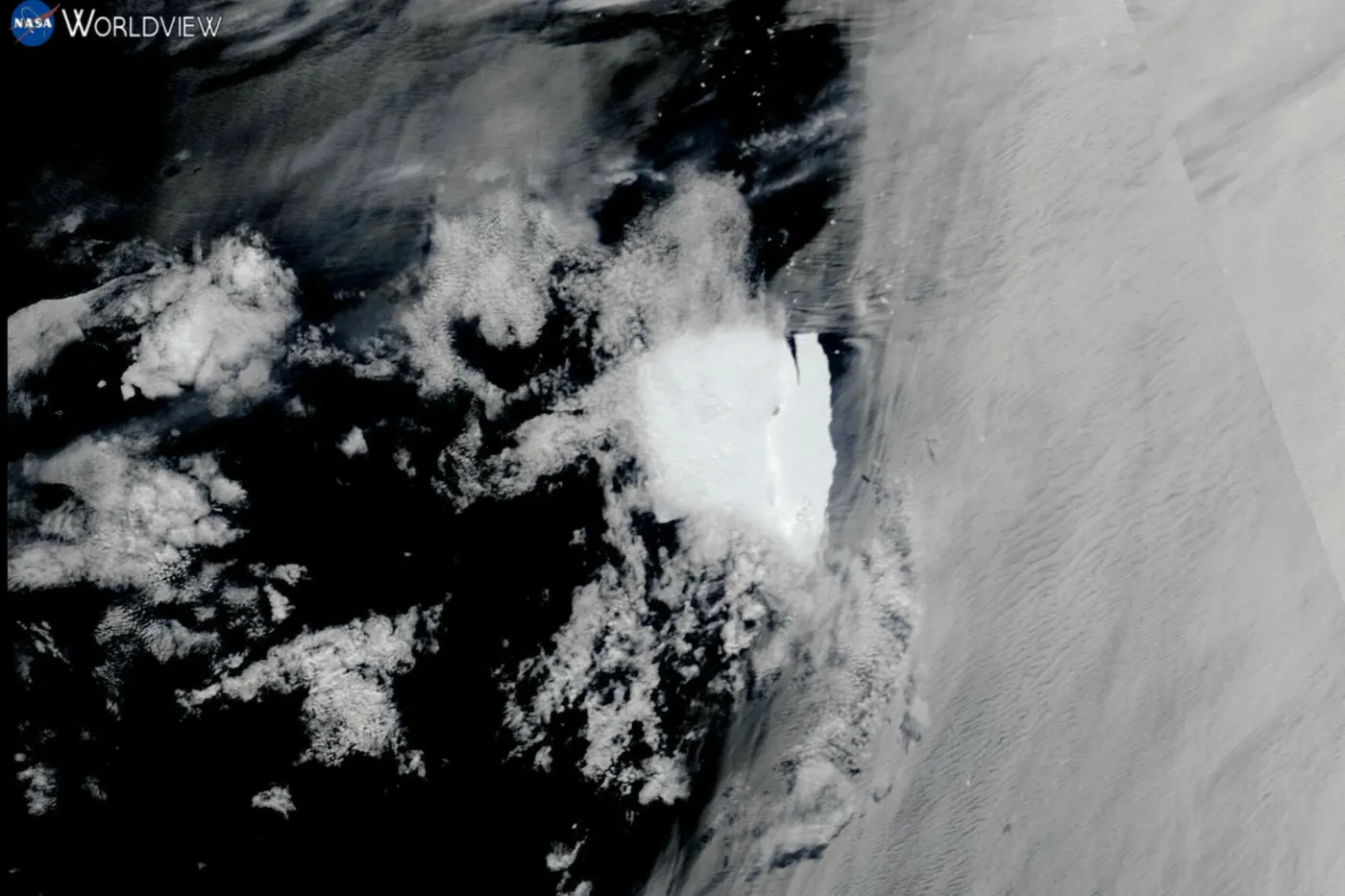 Wydarzenie bez precedensu. Od największej góry lodowej świata oderwał się fragment wielkości Paryża