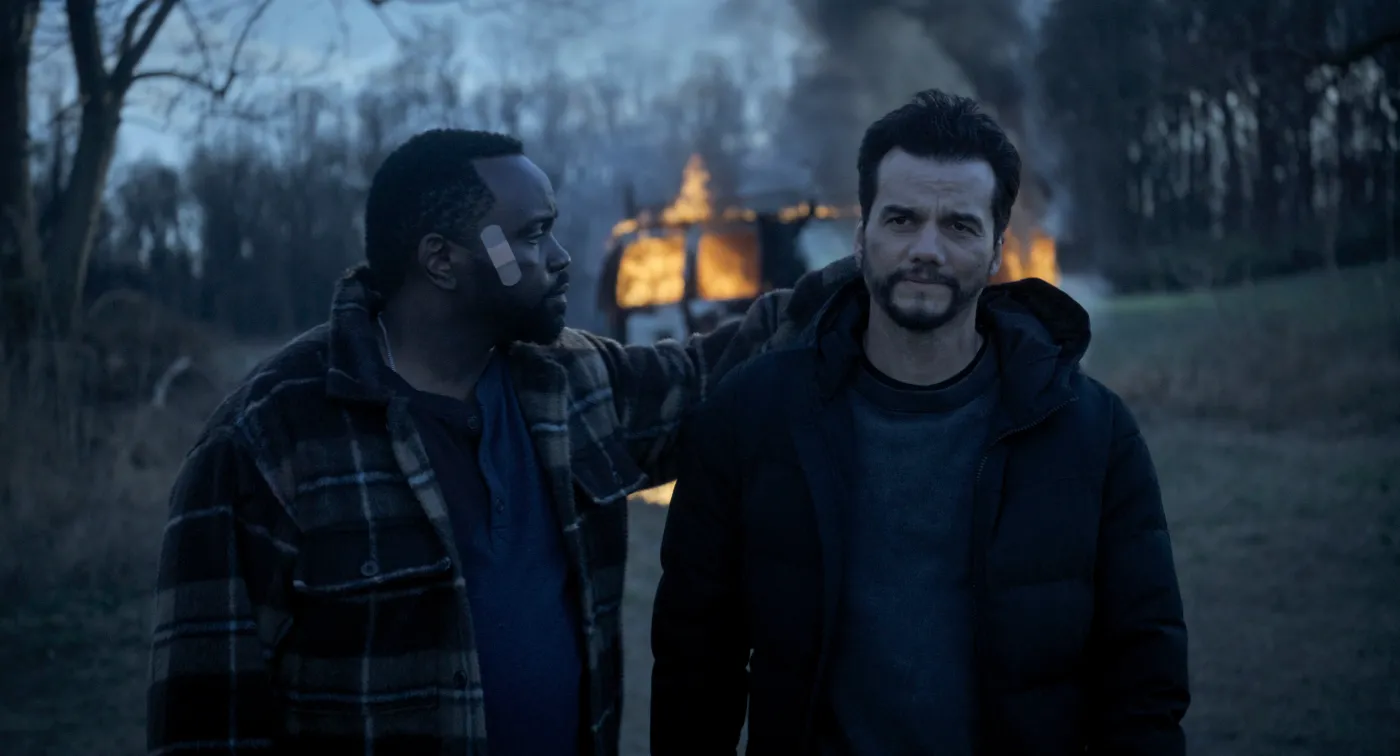 Brian Tyree Henry i Wagner Moura w 2. odcinku serialu "Złodziej dragów"