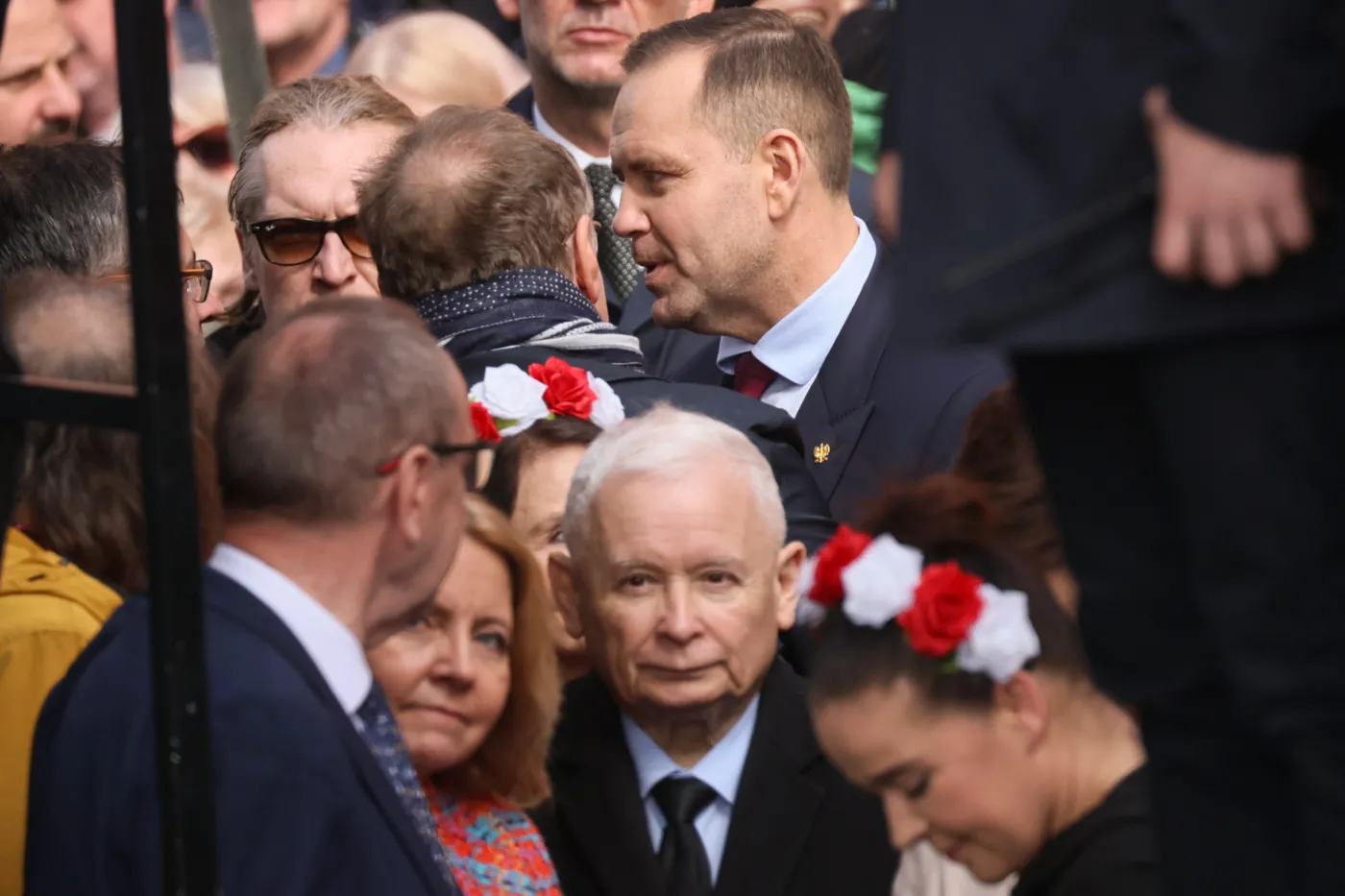 Kaczyński na czele marszu w Warszawie. "Tu jest Polska, nie Bruksela!"
