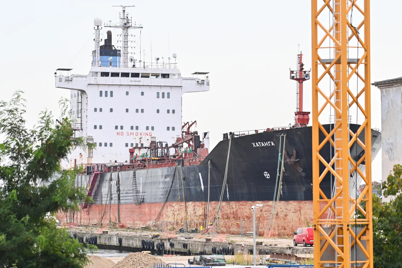 Rosyjski statek utknął w porcie w Gdyni. Już nie będzie straszył