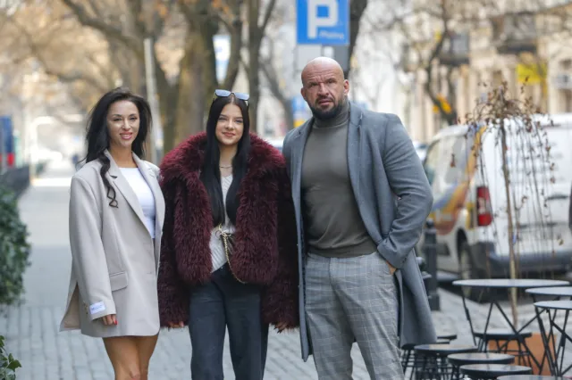 Córka Tomasza Oświecińskiego ma chłopaka. Tak zdjęcie pary skomentowała jej matka [FOTO]