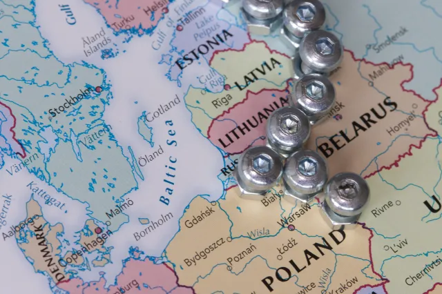 Kontrowersyjna wizja jasnowidza Jackowskiego. "Front ma ruszyć z Polski"