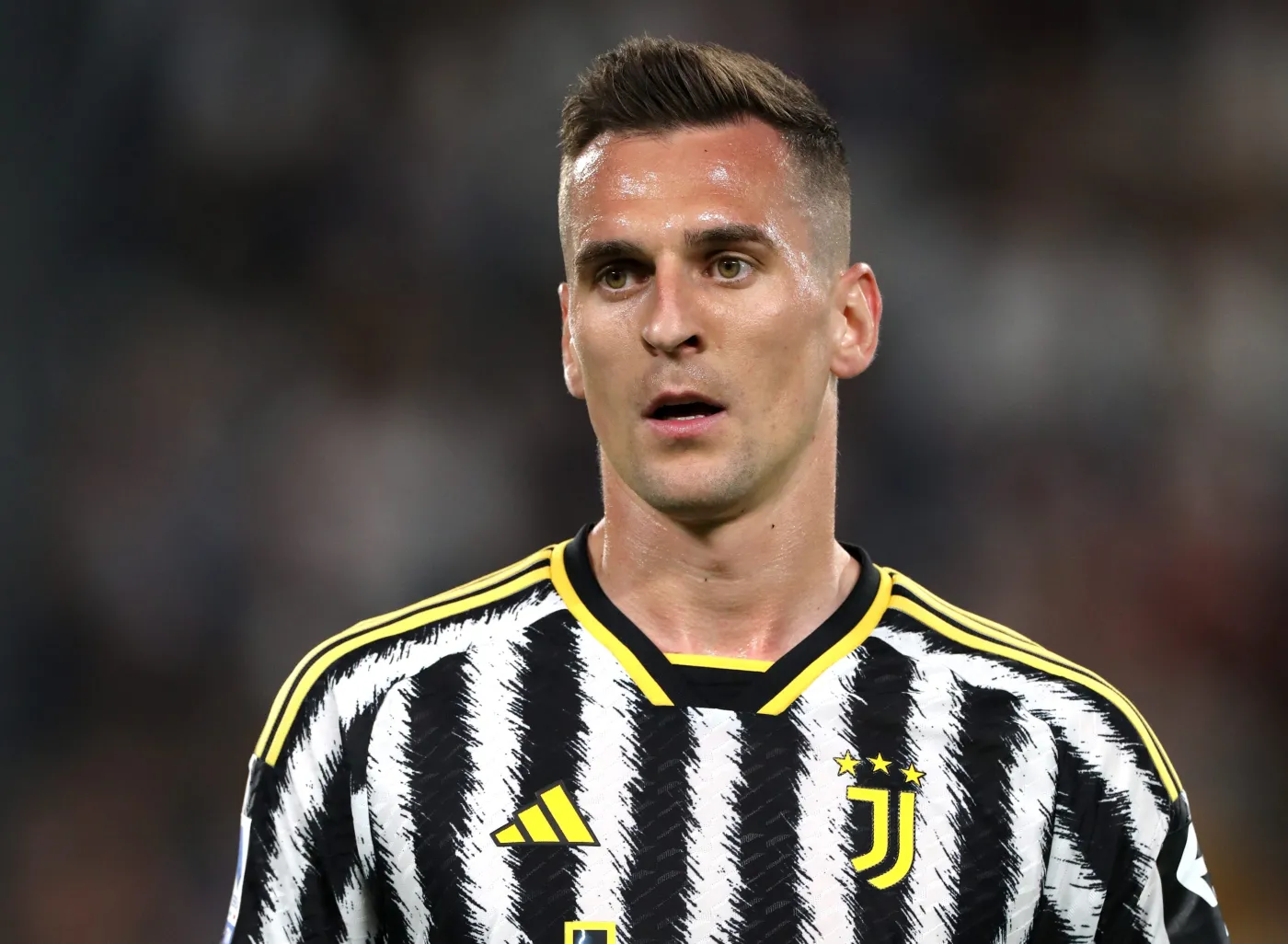 Arkadiusz Milik nie gra już od ponad 500 dni. Jak nie kolano, to łydka