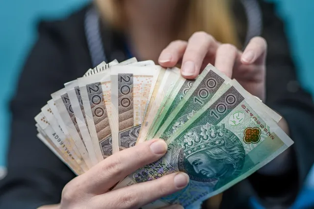 Ważny zasiłek idzie w górę. Od 2026 roku ZUS wypłaci 7000 zł