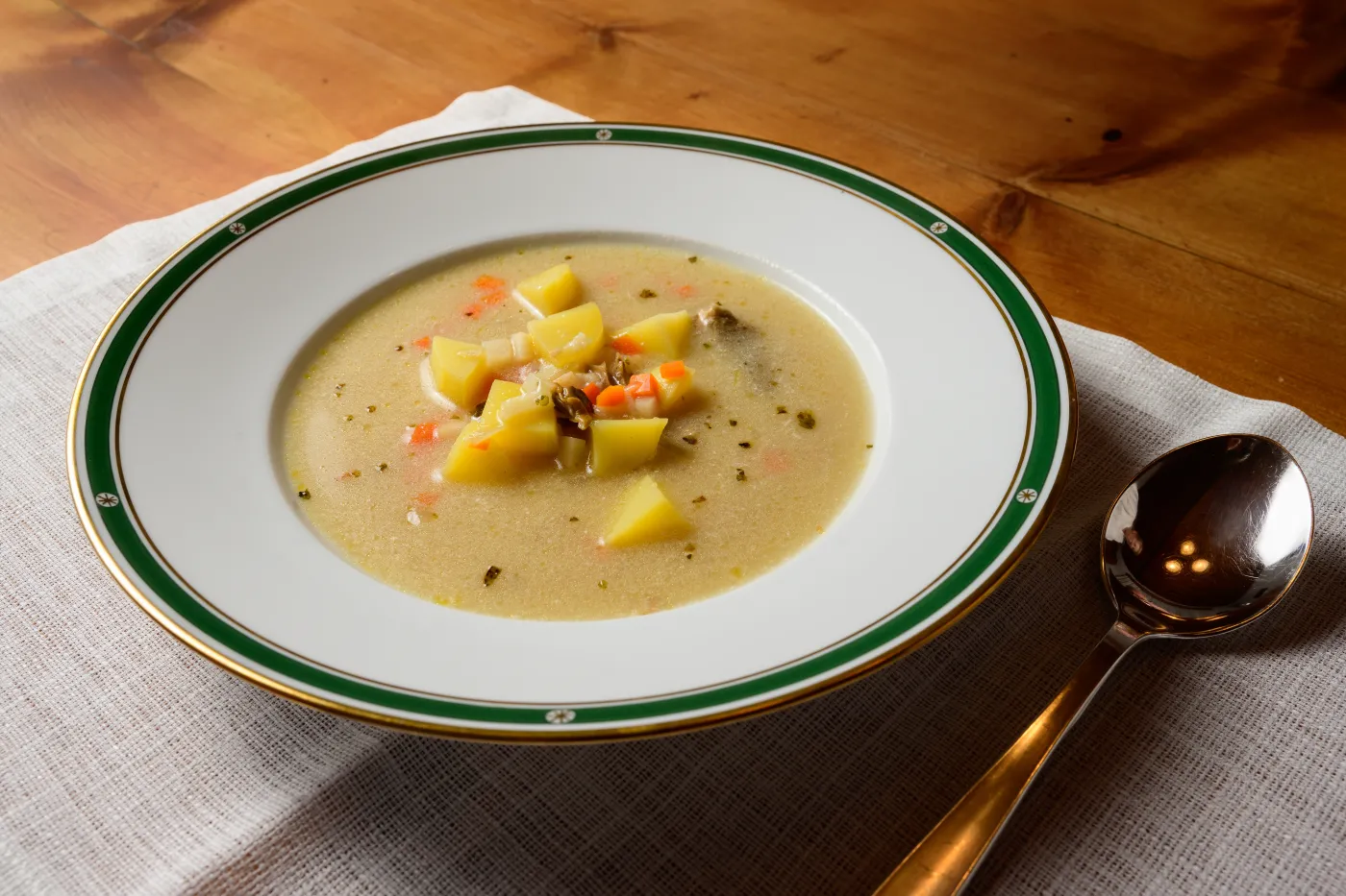 Pyszny obiad na sobotę. Podajemy przepis, Ty gotujesz. Zupa wiedeńska, rozgrzewająca klasyka