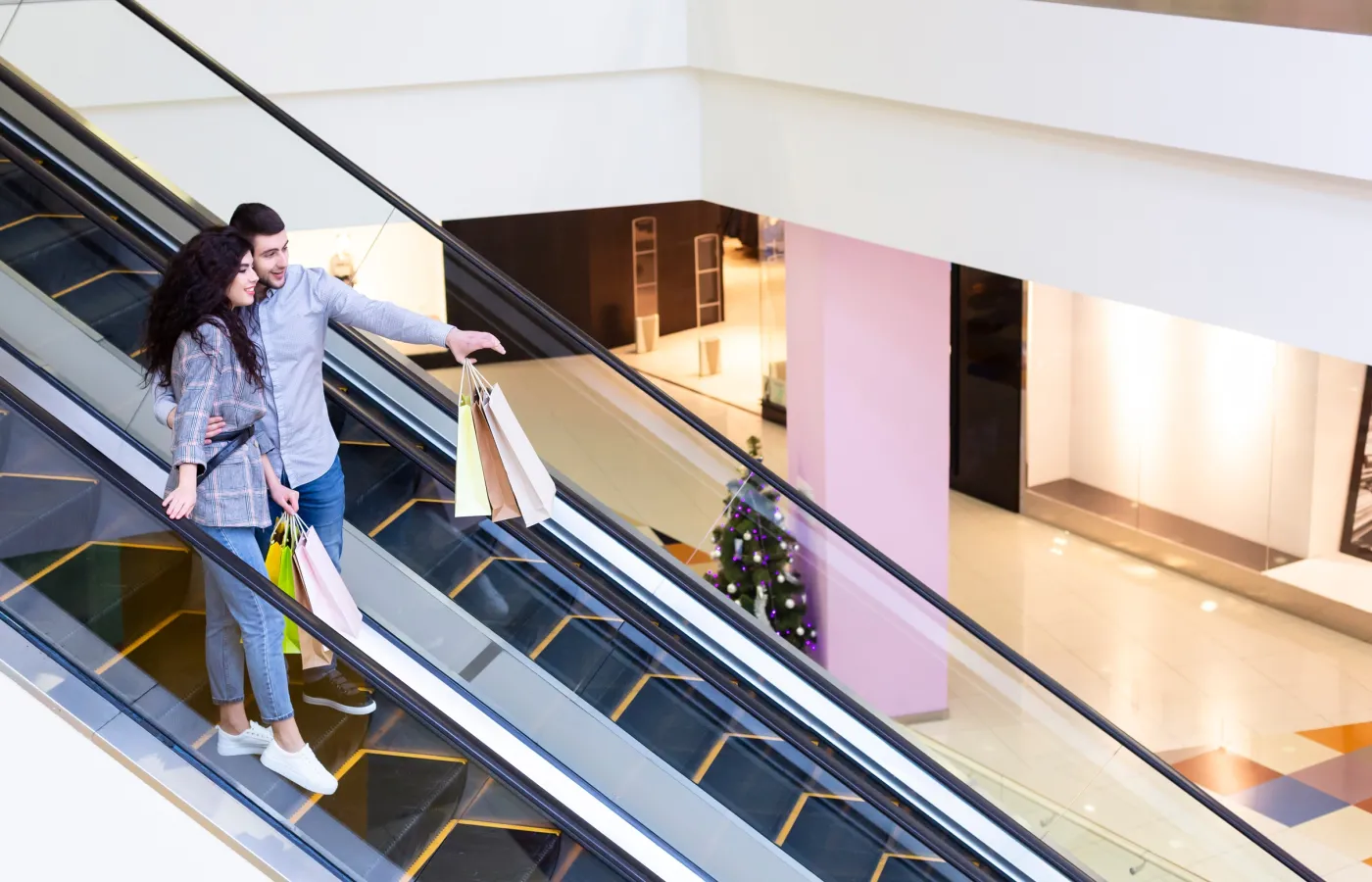 Nietypowe zjawisko w całej Polsce. Galerie handlowe pustoszeją?