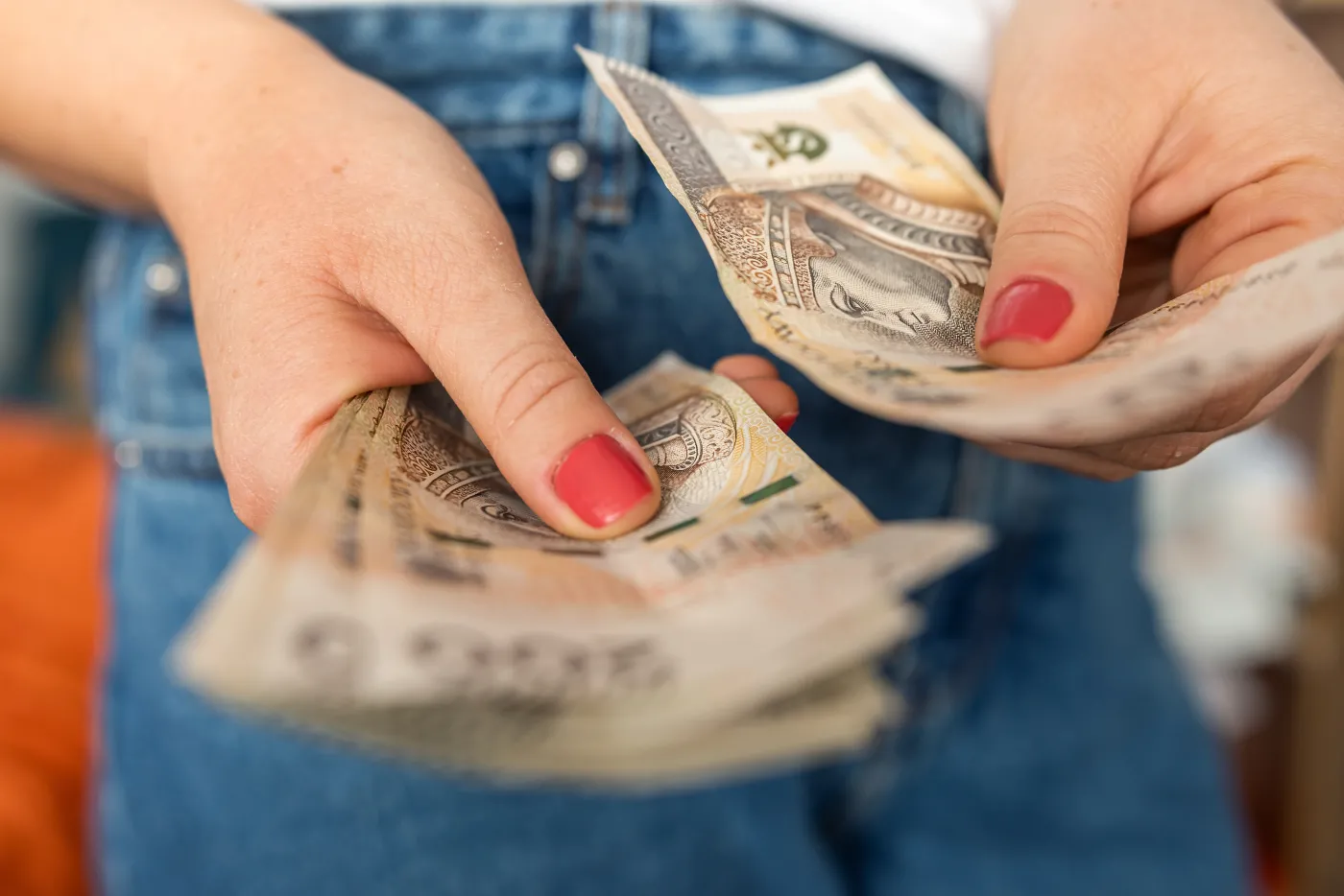 26 proc. Polek bez poduszki finansowej. Kobiety częściej zaciskają pasa [RAPORT]