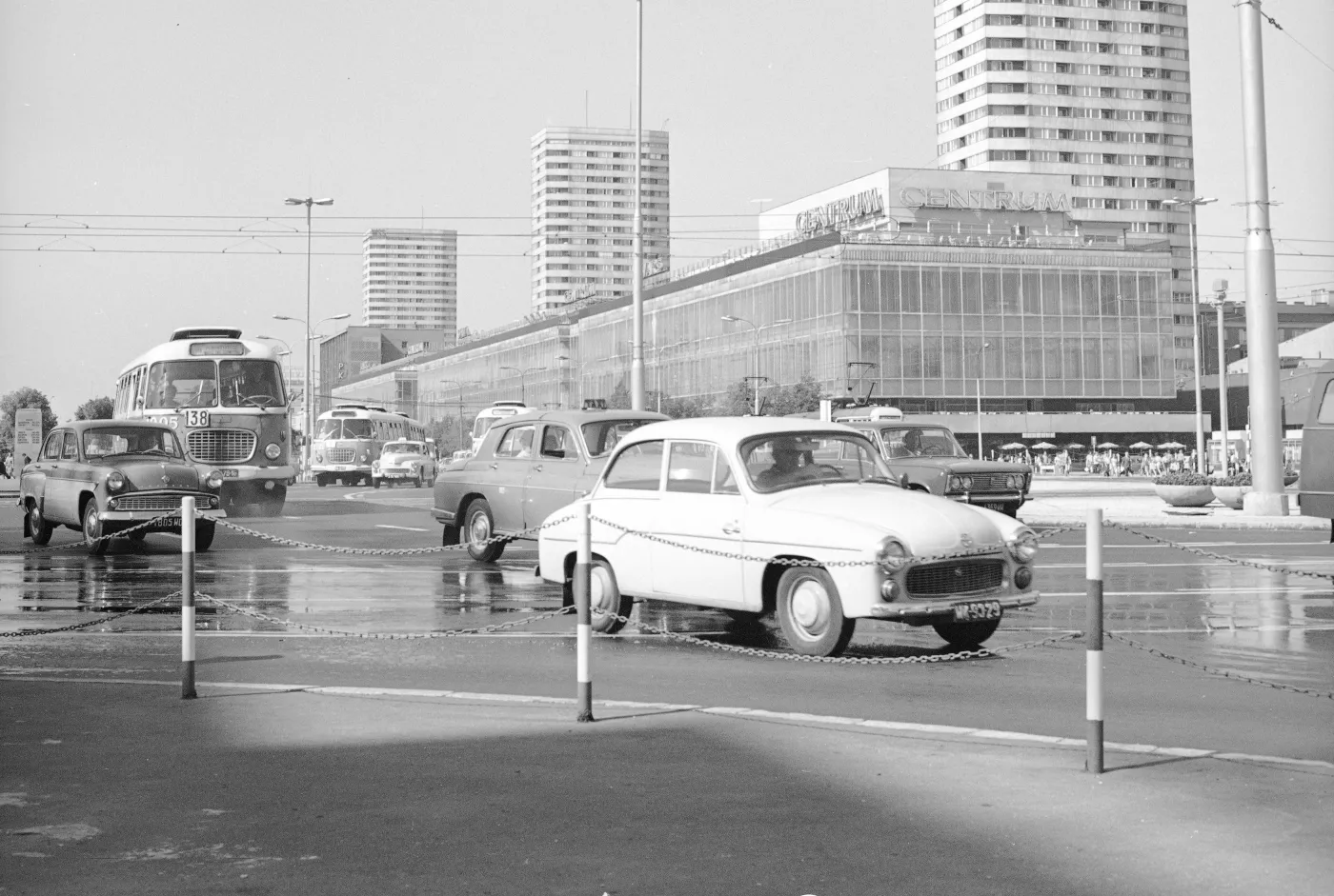 Quiz o życiu w czasach PRL. Sprawdź, ile wiesz o minionej epoce. Zdobędziesz choć 50 proc. punktów?