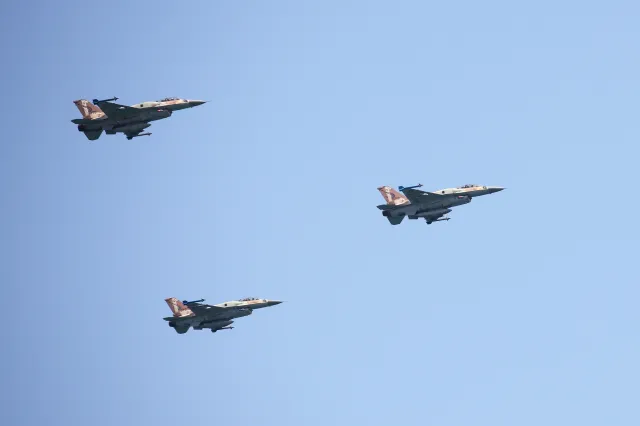 Kolejne przechwycenia nad Bałtykiem. Błyskawiczna reakcja polskich F-16