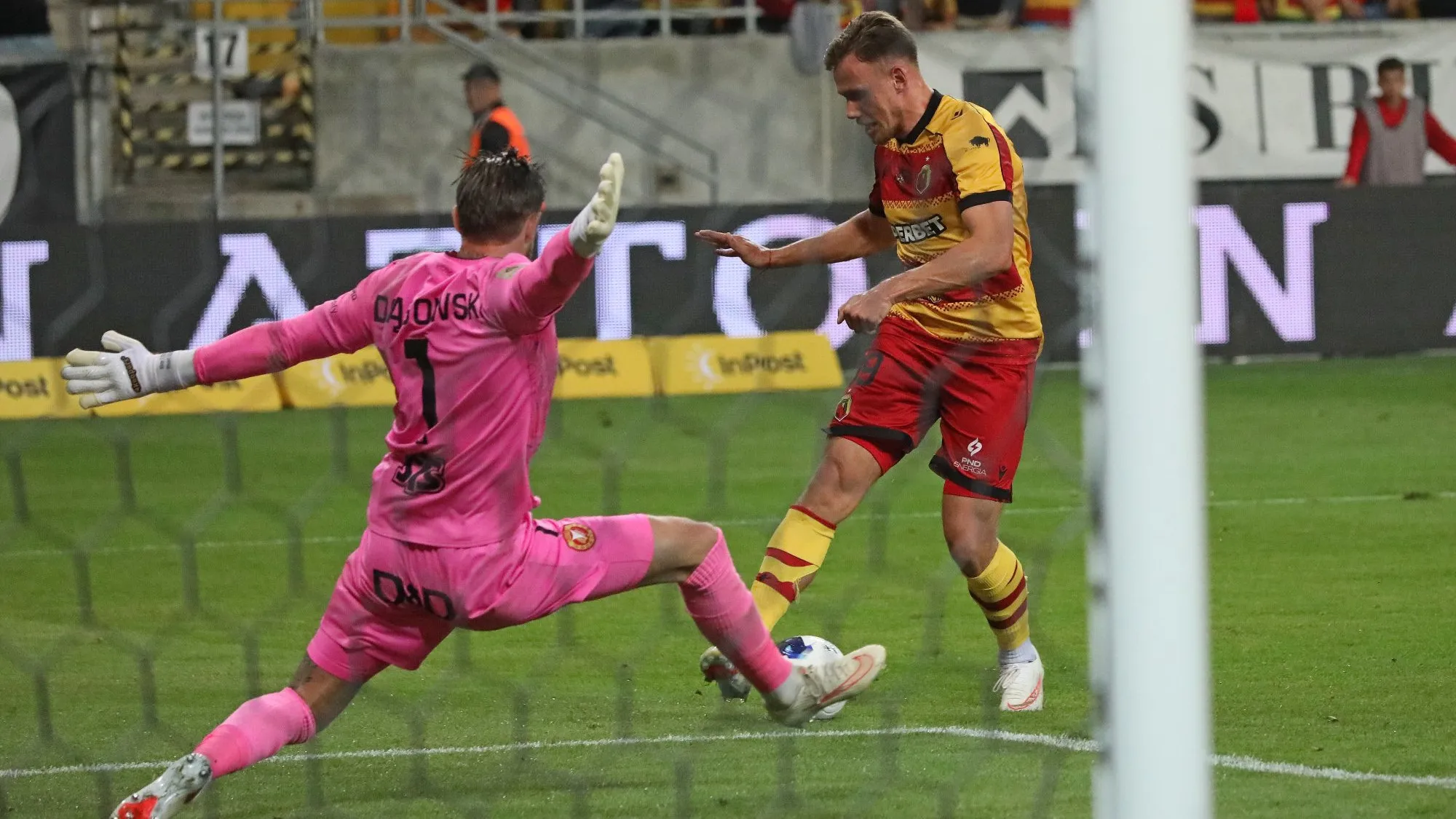 Jagiellonia bez punktów u siebie. Widzew wykorzystał błędy gospodarzy