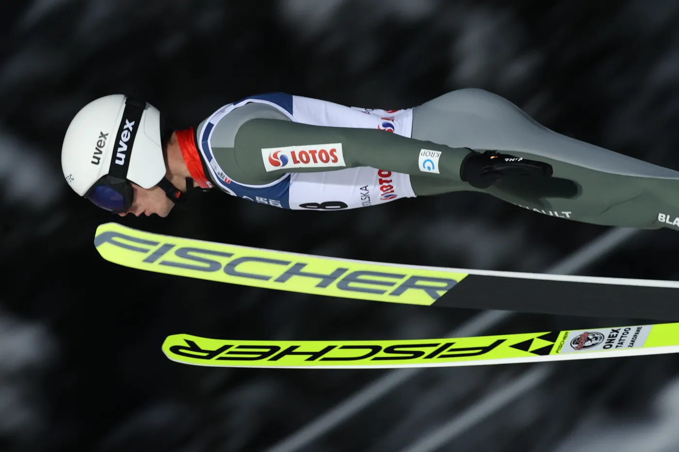 Stękała oddał dwa dobre skoki, ale to było za mało. Podium w Zakopanem bez Polaków