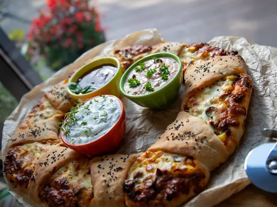 Pizza zawijana z przepisu Ewy Wachowicz