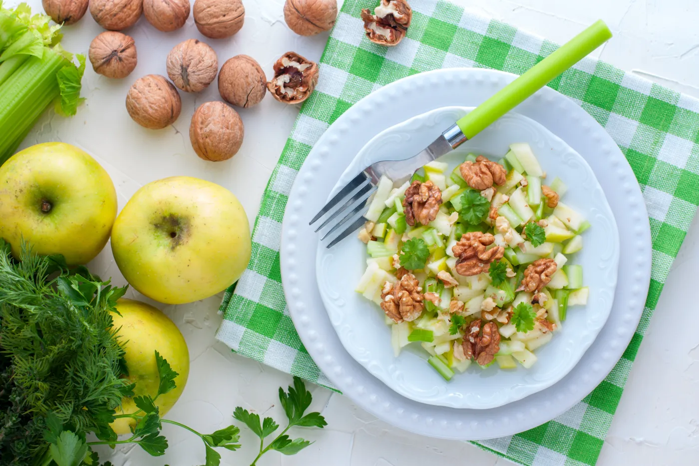 Szybka sałatka siostry Anastazji. Nie tylko na grilla