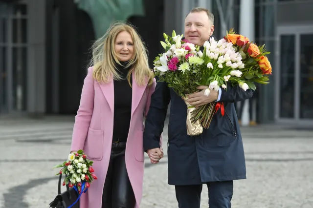 Kulisy drugiego ślubu Jacka Kurskiego. Miał mieć zakaz zawierania małżeństwa. "Wszystko da się obejść"