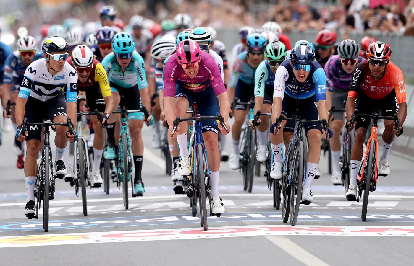 Sport w TV wtorek 13 maja. Giro d'Italia i Hurkacz. Gdzie obejrzeć na żywo?