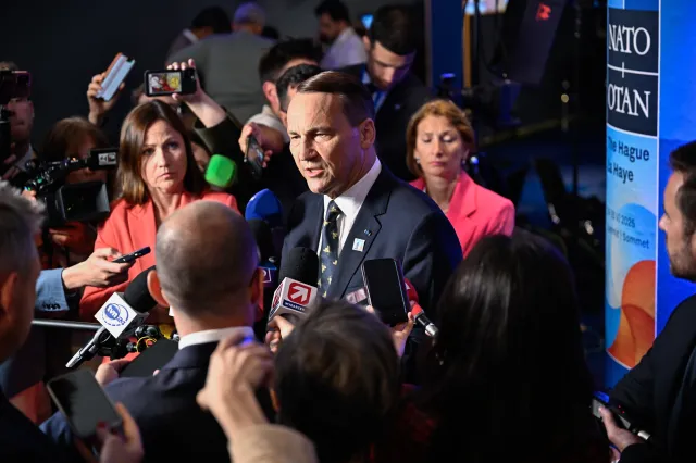 Rosja to wróg. Europa szykuje się na najgorsze. Sikorski ostro na szczycie NATO