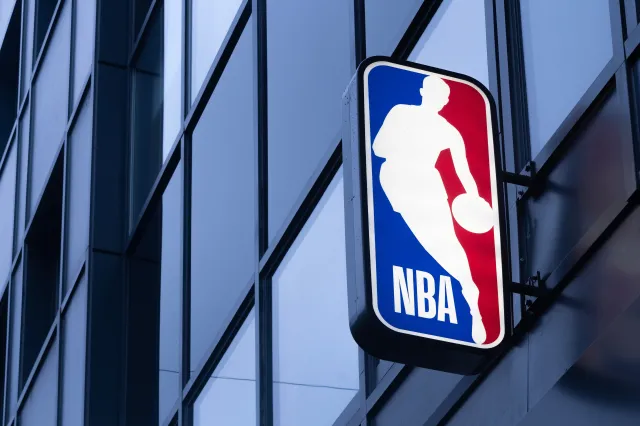 Wielki skandal w NBA. FBI prowadzi śledztwo, trener i koszykarz aresztowani