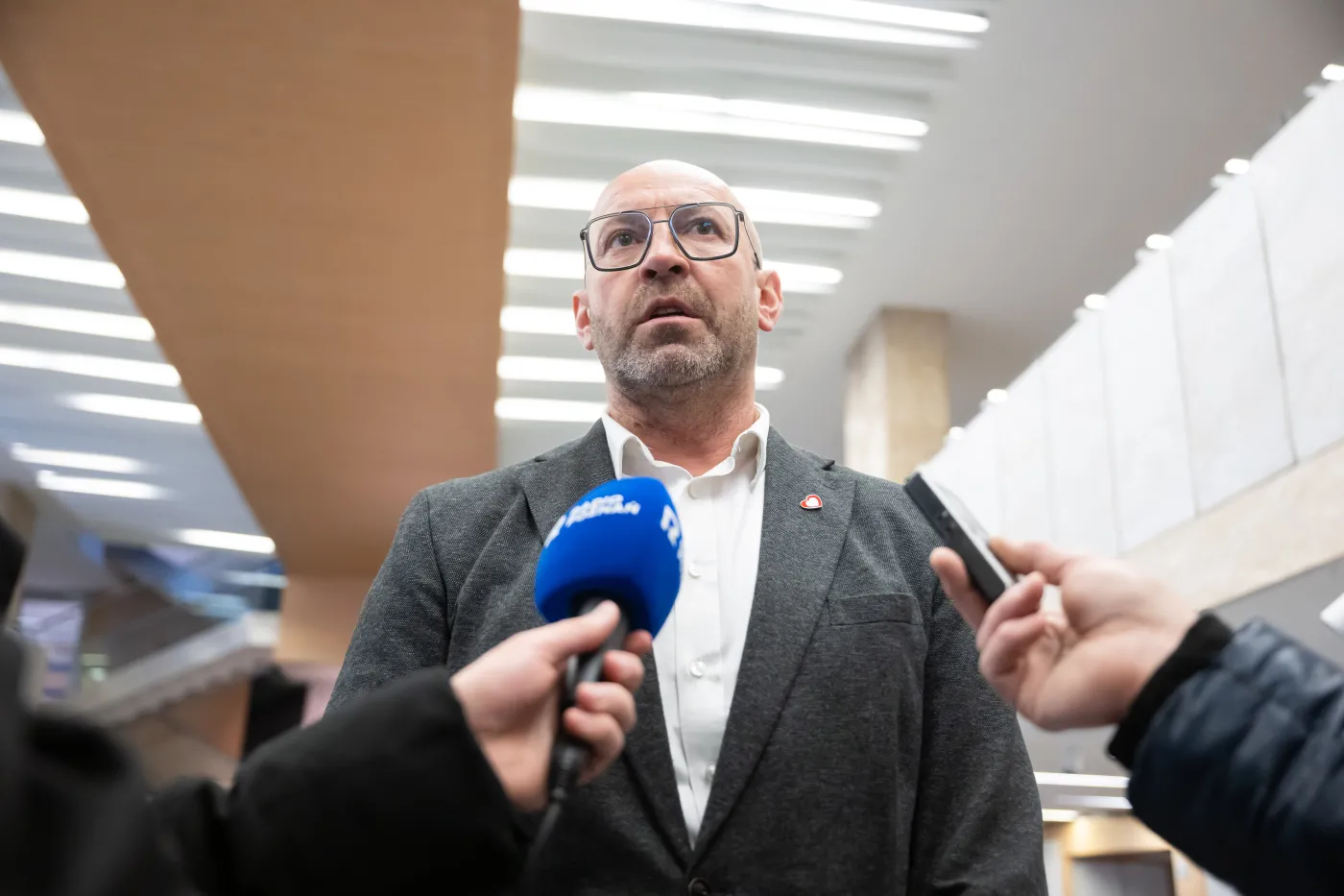 Prezes PKOl wojuje z Małyszem. Minister sportu wezwał obu panów na "dywanik"