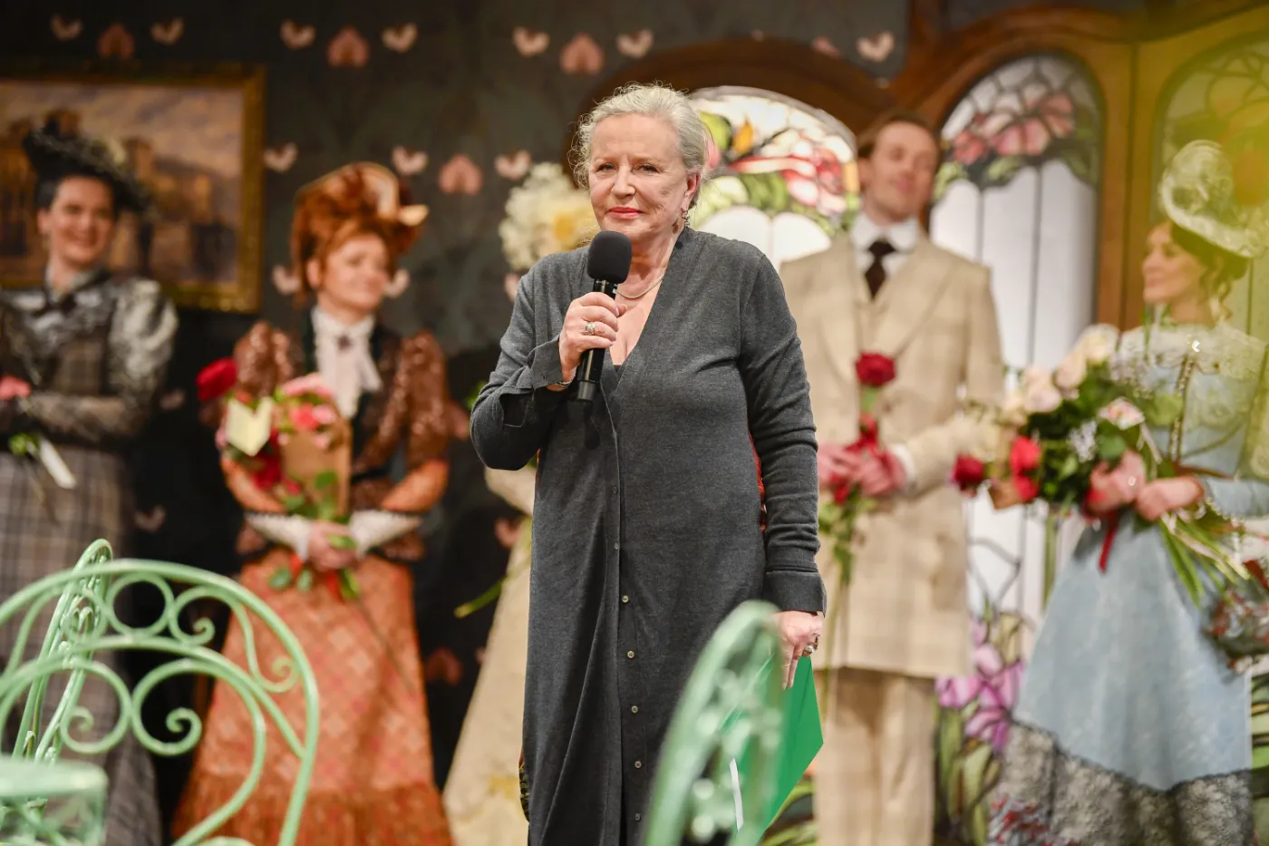 Największe gwiazdy kina u Krystyny Jandy. Wśród nich Janusz Gajos i Emilia Krakowska [FOTO]