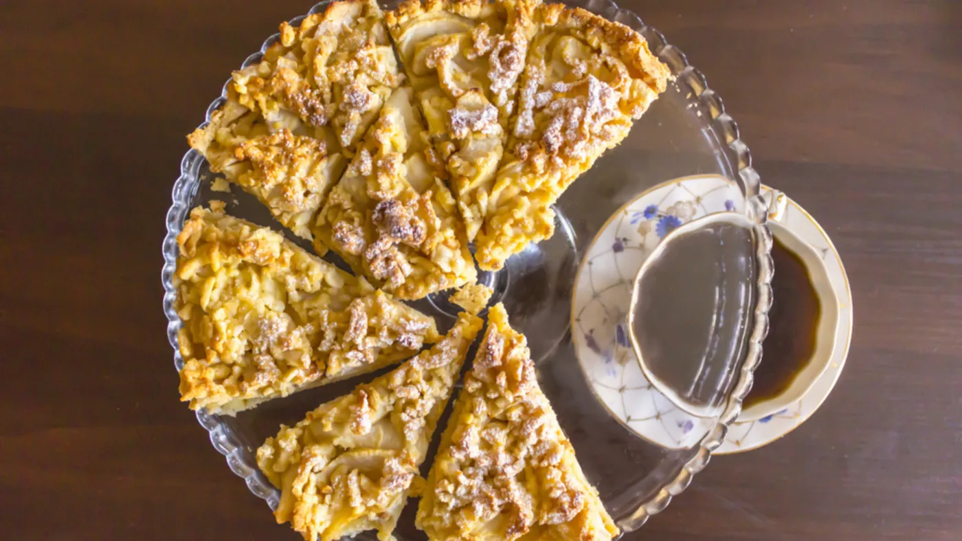 Zawsze smacznie i prosto. Przepis na idealne śniadanie - ciasto owsiane z marchewką i bananami