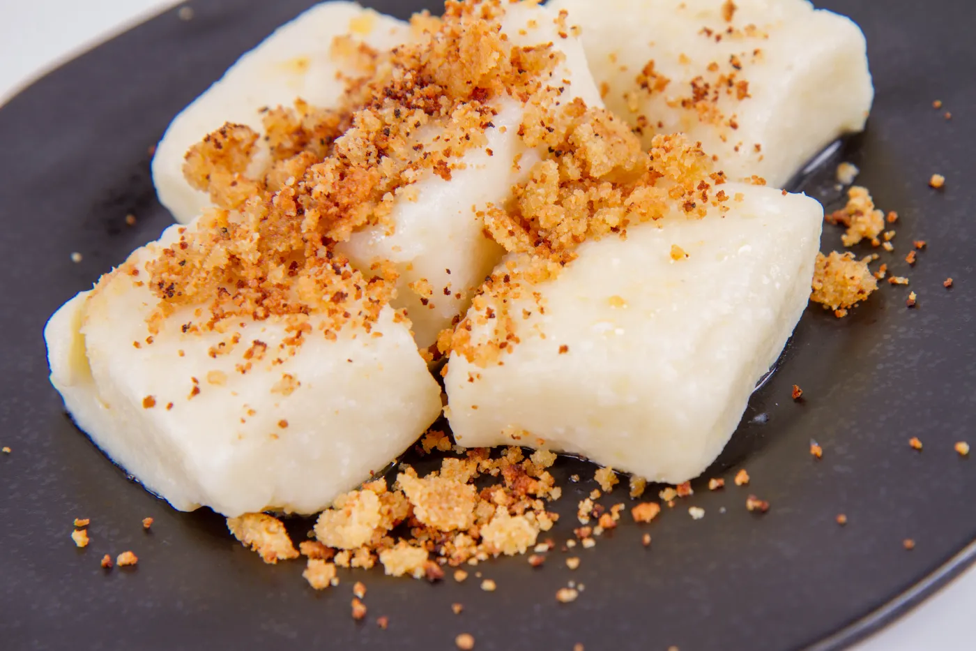 Pyszny obiad na poniedziałek. Podajemy przepis, Ty gotujesz. Domowe, puszyste leniwe pierogi