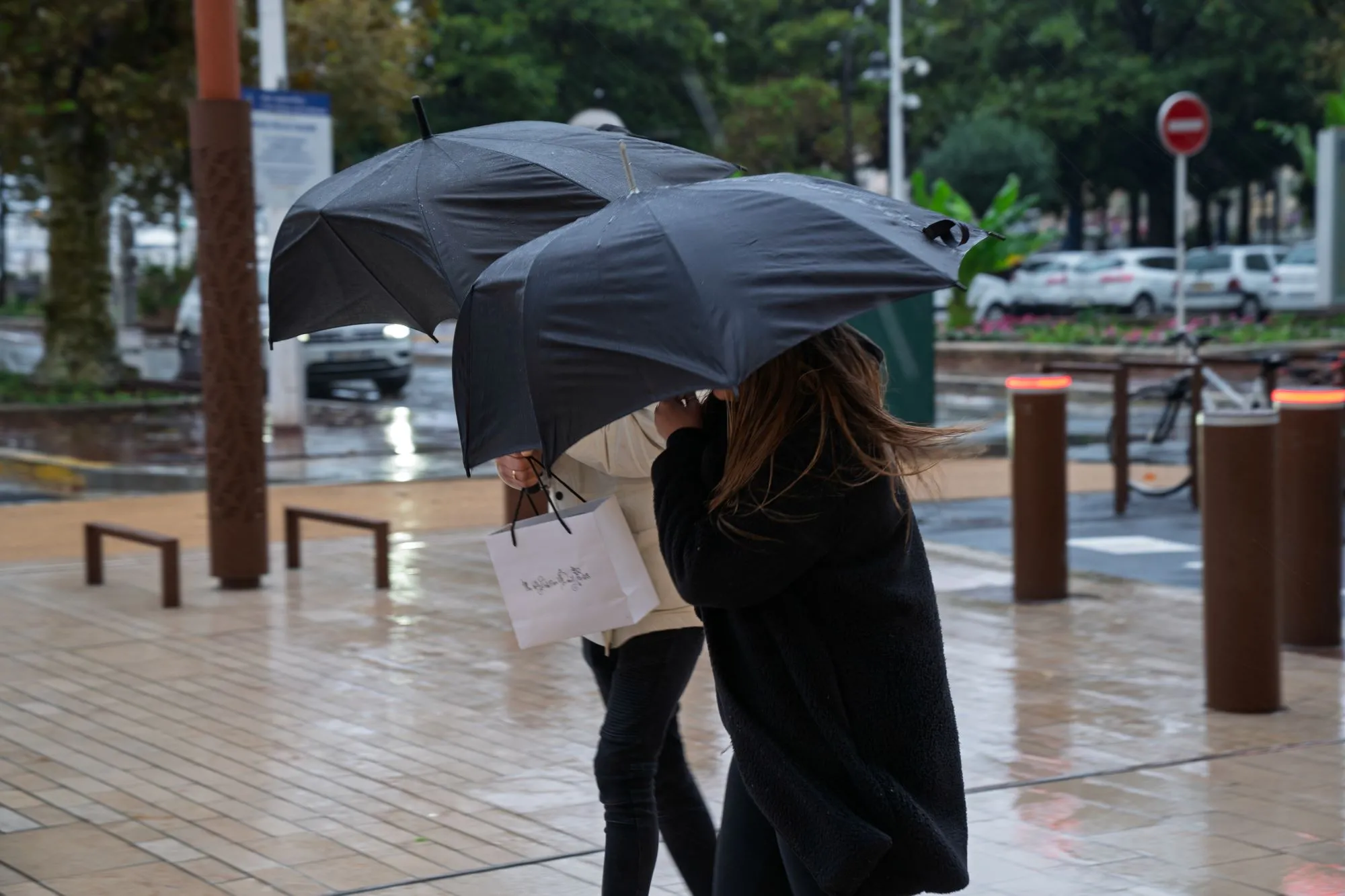 Gdzie uderzy deszczowy front? IMGW pokazał animację i ostrzega przed ulewami