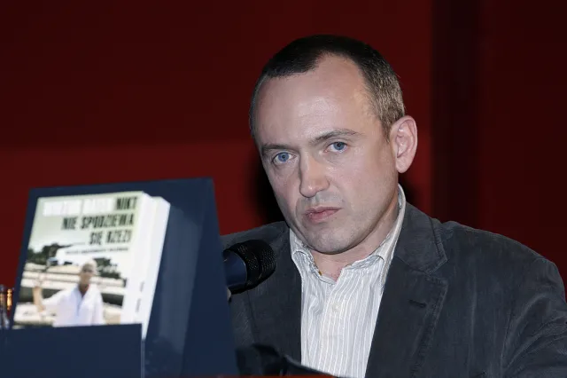 Pierwszy poinformował o katastrofie smoleńskiej. "Wiktor, nie ma co zbierać"