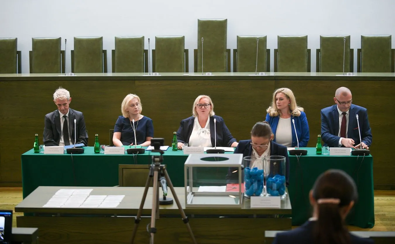 Kiedy prezydent wyznaczy sędziów do nowej Izby Sądu Najwyższego? Szrot ODPOWIADA