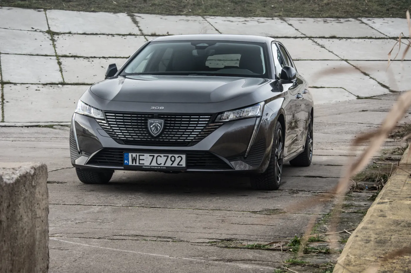 diesle-znikaja-tylko-czemu-peugeot-308-sw-bluehdi-130-udowadnia-ze-to-blad-37699761.jpg