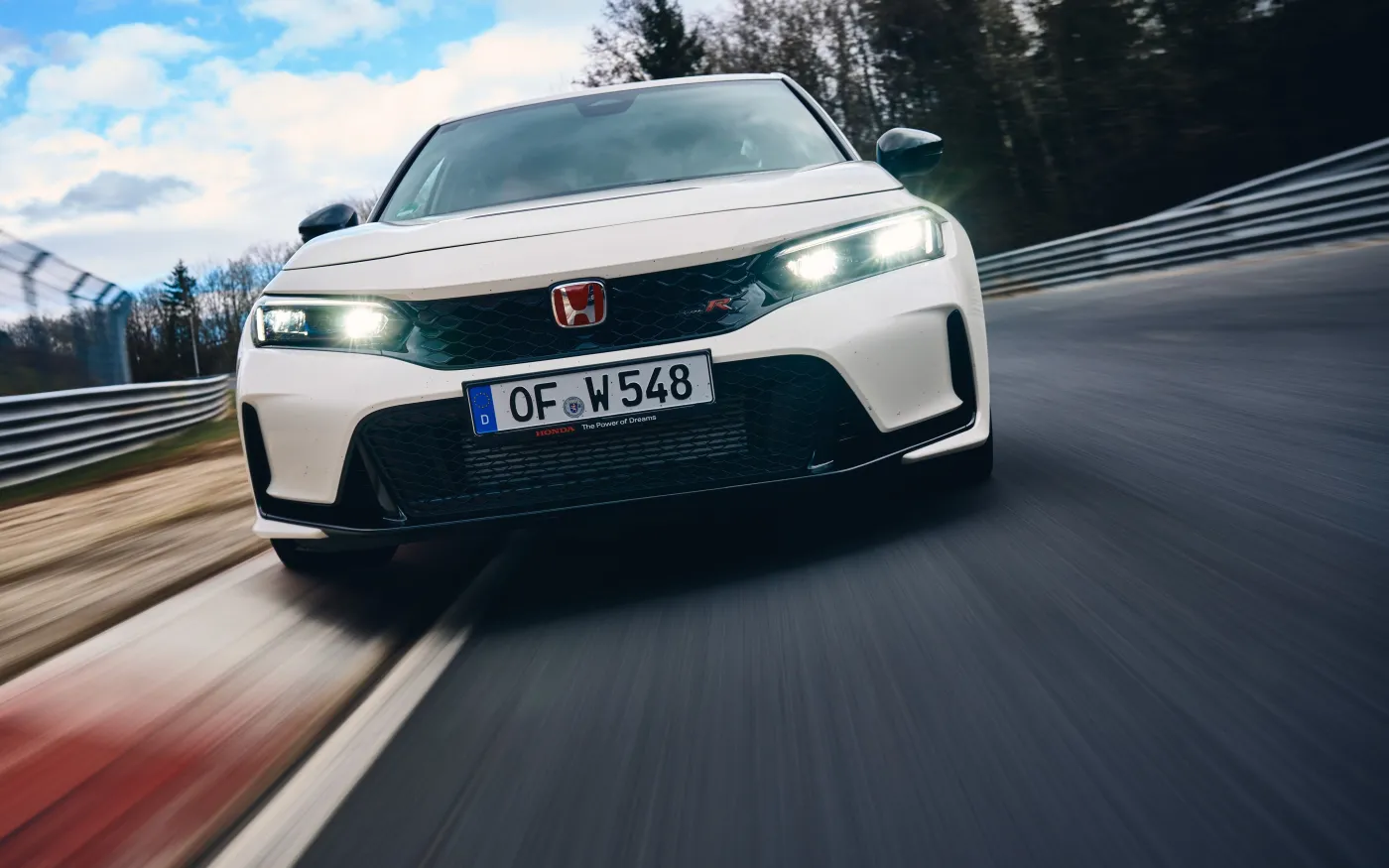 434959-new-honda-civic-type-r-regains-production-vehicle-fwd-lap-record-at-n-37789009.jpg