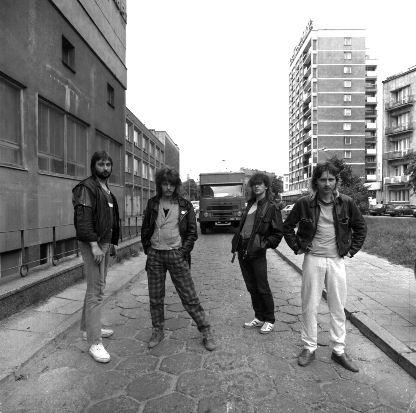 warszawa-19861020-zespol-rockowy-oddzial-zamknietyarsoapapandrzej-rybczynski-38078299.jpg