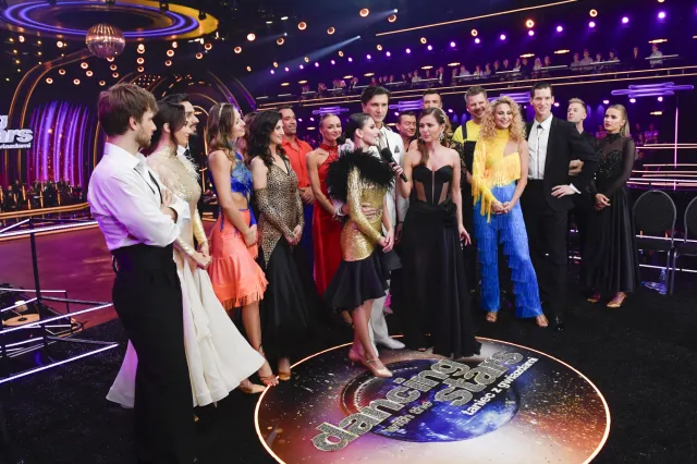 Za nami drugi odcinek "Tańca z gwiazdami". Kto odpadł, a kto dostał najwięcej punktów? Są cztery 10! [WIDEO]