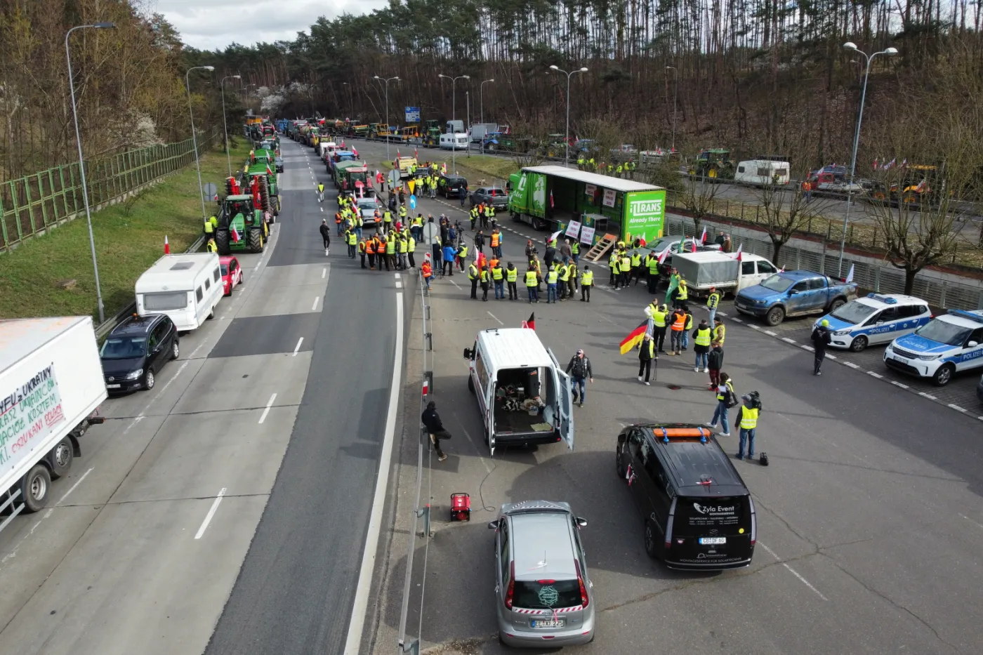 Protest rolników 20 marca. Policja wyznaczyła OBJAZDY. Utrudnienia w całym kraju MAPA