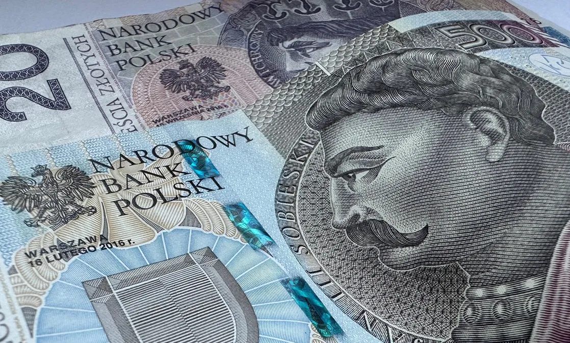 Można otrzymać nawet 400% miesięcznego wynagrodzenia. Dla kogo i na jakich warunkach?