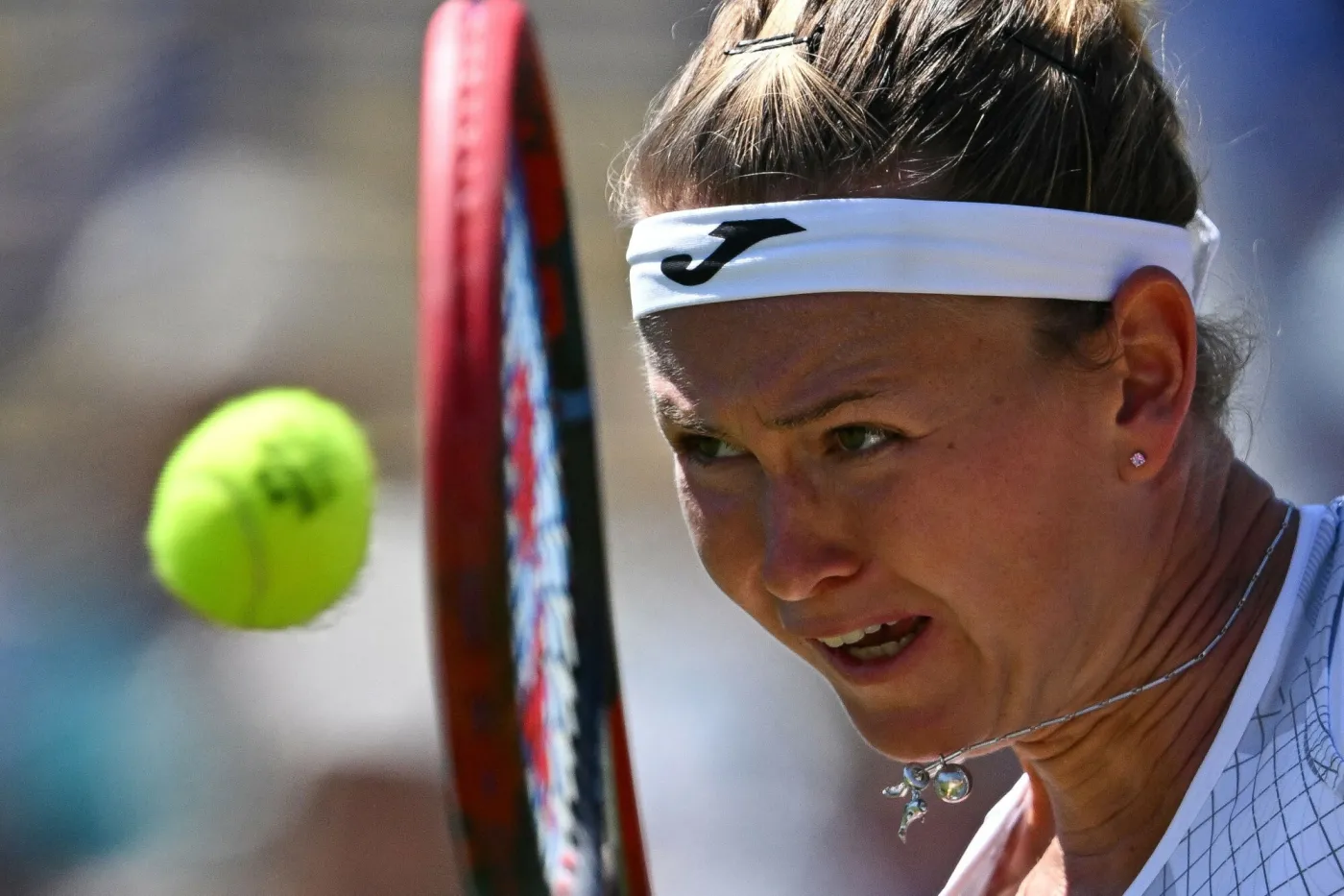 Tenisistka obraziła na korcie swoją rywalkę. Skandal na turnieju we Francji