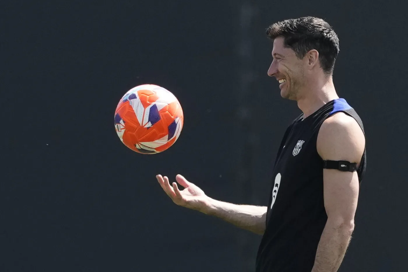 Zapadła ważna decyzja w sprawie Roberta Lewandowskiego. Barcelona potwierdza