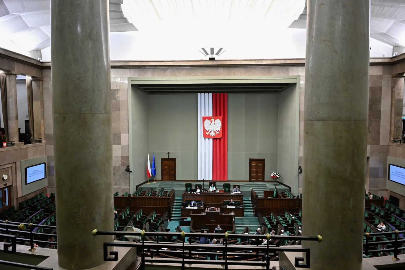 103 tys. zł na jednego pracującego. Tak wygląda prawdziwy rachunek od państwa